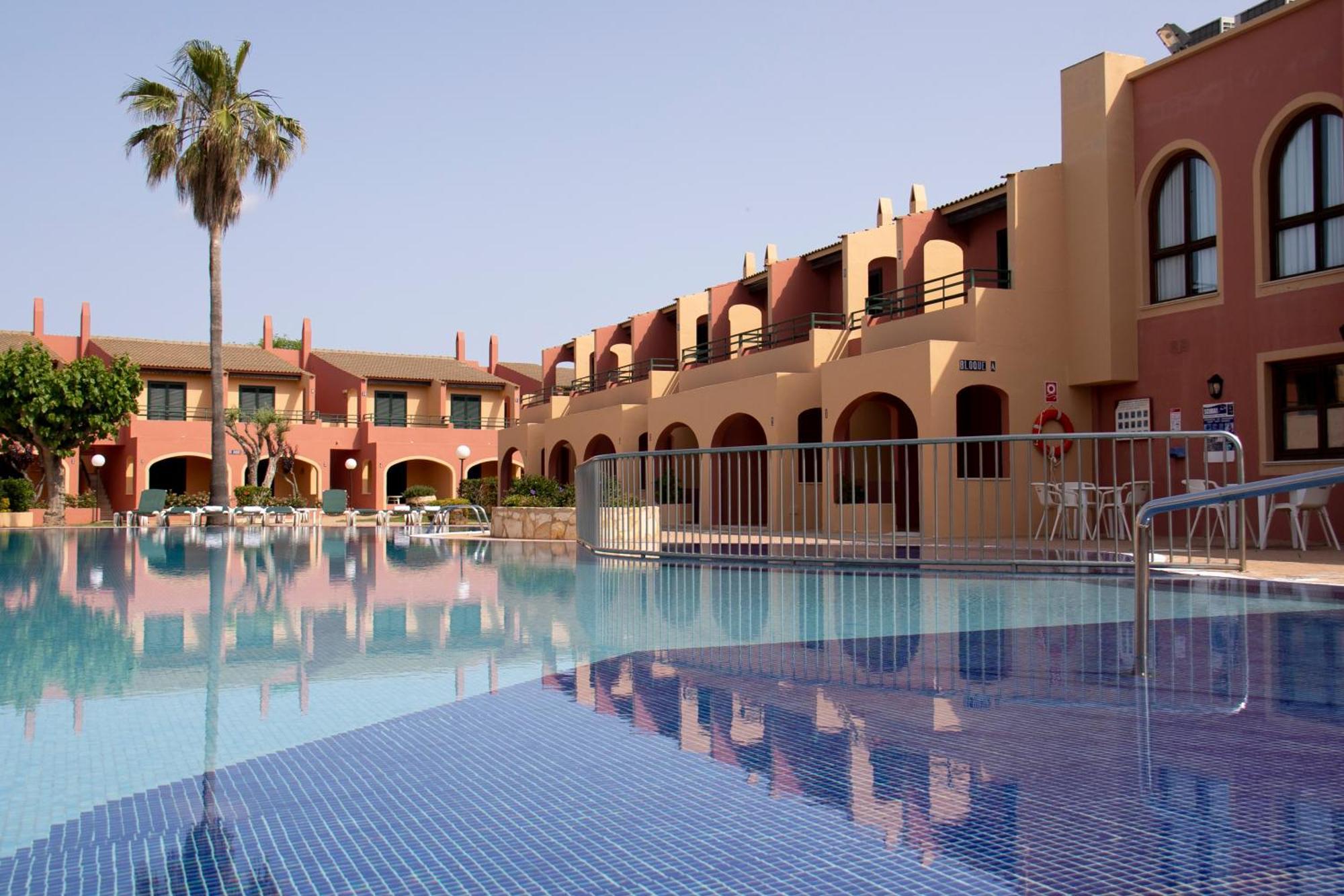 Grupoandria Club Andria Aparthotel 3*